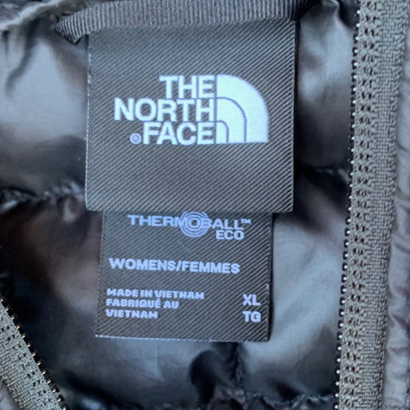 The North Face ThermoBall Hooded Parka - Picture 7 of 14